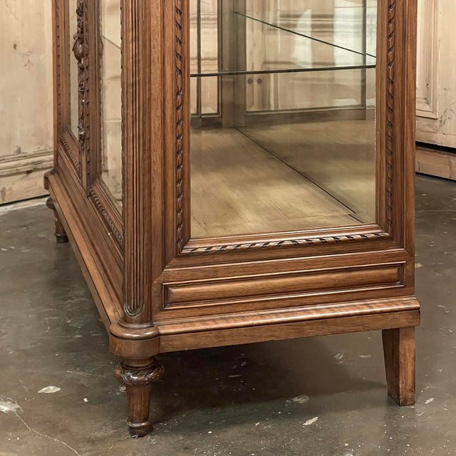 19th Century French Louis XVI Walnut Buffet With Marble Top & Hand Beveled Glass For Sale - Image 18 of 18