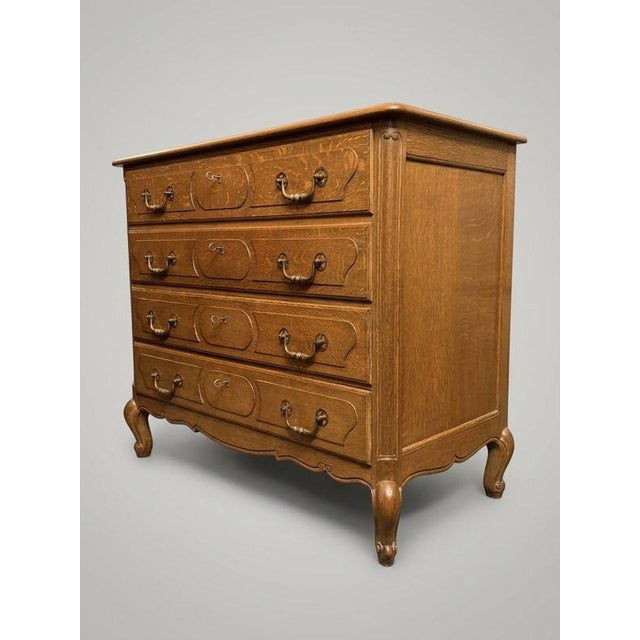 Early 20th Century French Oak Chest of Drawers For Sale - Image 3 of 6