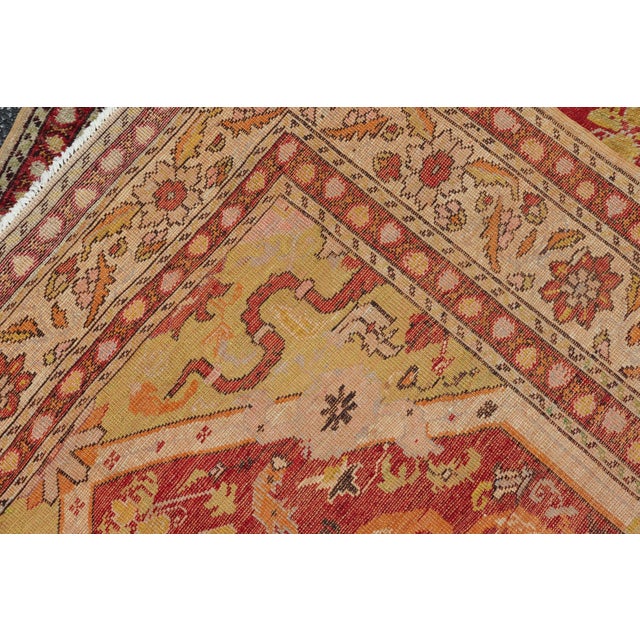 Early 20th Century Antique Turkish Fine Sivas Rug With Center Medallion in Red, Yellow & Light Green For Sale - Image 13 of 13