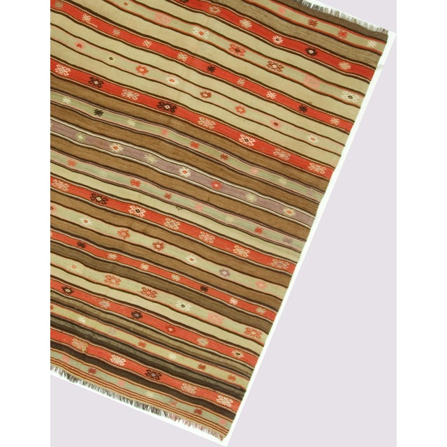 Vintage Circa 1940 Turkish Kilim Rug 5ft 5in X 7ft For Sale - Image 4 of 4
