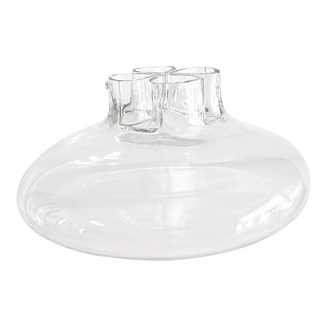 Rare Alfredo Barbini Murano Hand-Blown Art Glass Lotus Vase / Centerpiece Bowl With Four-Petal Opening, Italy, 13” For Sale