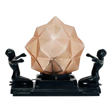 Art Deco Frankart Table Lamp with Kneeling Women and Amber Geometric Glass Shade, 1930s For Sale