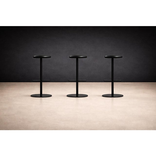 Ricardo Fasanello (1930–1993) Ciranda Stools, Set of Three, Brazil, 1986 — Black Carbon Steel and Leather For Sale - Image 10 of 11