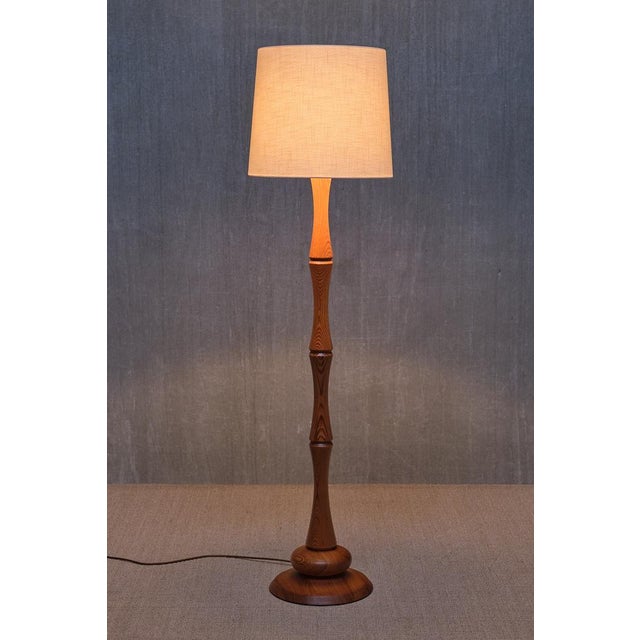 Swedish Modern Floor Lamp in Carved Pine Wood, 1960s For Sale - Image 10 of 13