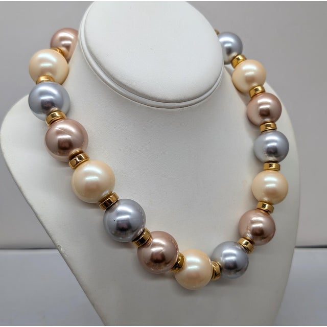 Monet Vintage 1985 Signed Monet Multi-Color Big Faux-Pearl Necklace For Sale - Image 4 of 8