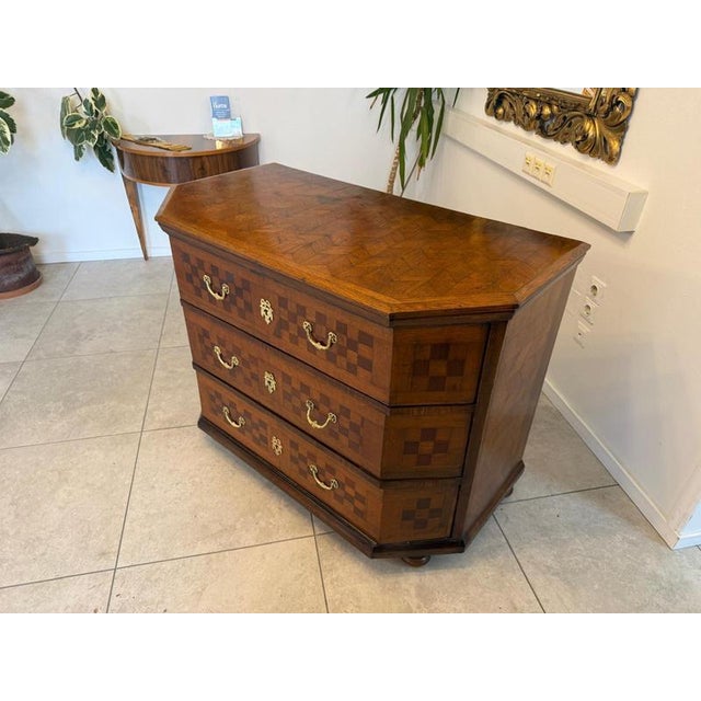 Baroque Chest of Drawers in Oak For Sale - Image 5 of 18