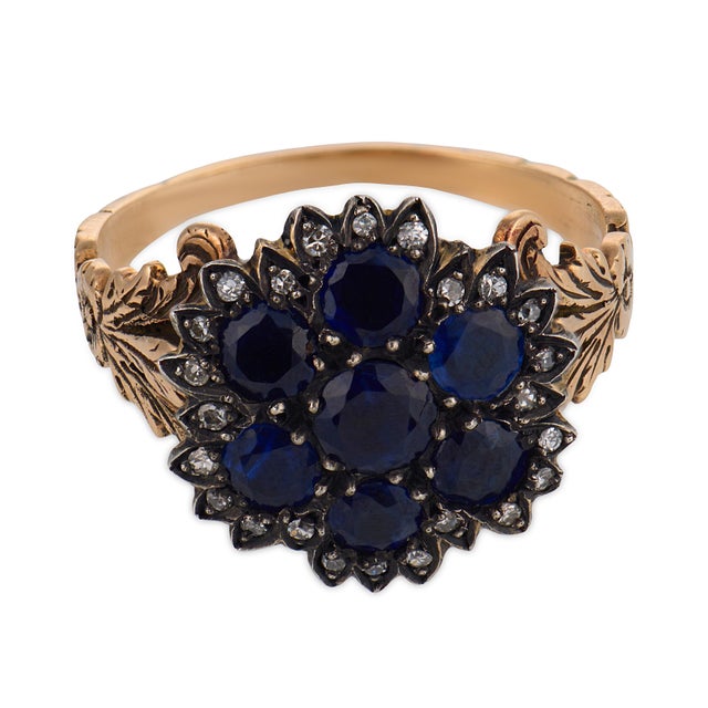 Victorian Late 19th Century Victorian Sapphire Diamond 10k Yellow Gold and Silver Cluster Ring, Size 8.25 For Sale - Image 3 of 6