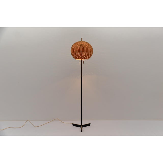 Mid-Century Modern Mid-Century Modern Tripod Brass and Rattan Floor Lamp, Austria, 1950s For Sale - Image 3 of 16