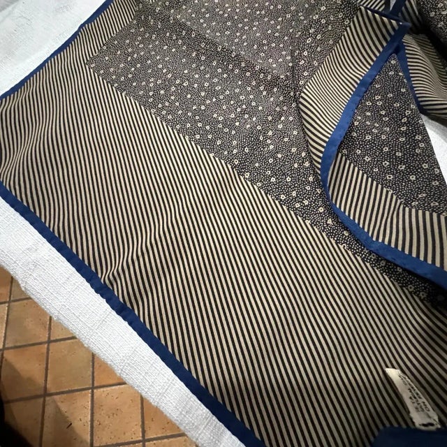 Textile 1980s Black Panter Silk Print Scarf by Krizia For Sale - Image 7 of 13