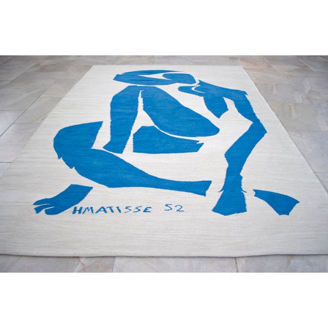 2020s Henri Matisse - Blue Nude 4 - Inspired Silk Hand Woven Flat Weave Area - Wall Rug 4′11″ × 6′10″ For Sale - Image 5 of 16
