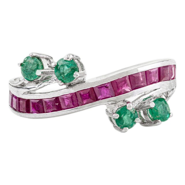 Antique Channel Set Square-Cut Ruby & Emerald Wave Band Ring for Women - Size 7 For Sale