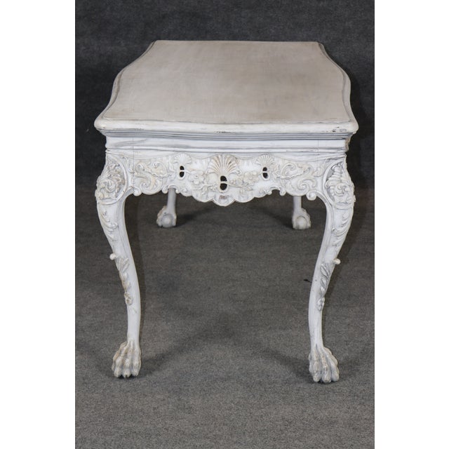 Distressed Painted White Georgian Style Figural Masque Center Table C. 1940s Era For Sale In Philadelphia - Image 6 of 12