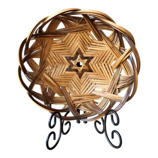 Mid 20th-Century Polish Tatza-Influenced Plaited Weave Rattan Center Star Shallow “Bowl Basket” For Sale