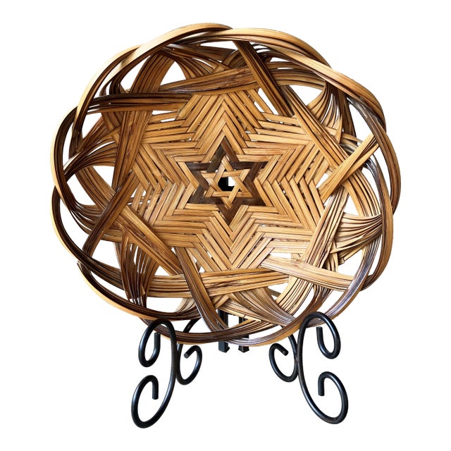Mid 20th-Century Polish Tatza-Influenced Plaited Weave Rattan Center Star Shallow “Bowl Basket” For Sale