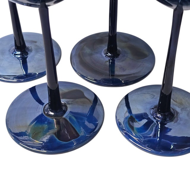 Randy Strong Signed Cobalt Blue Feather Floral Wine Goblets, Set of 4, 1980 For Sale - Image 15 of 18