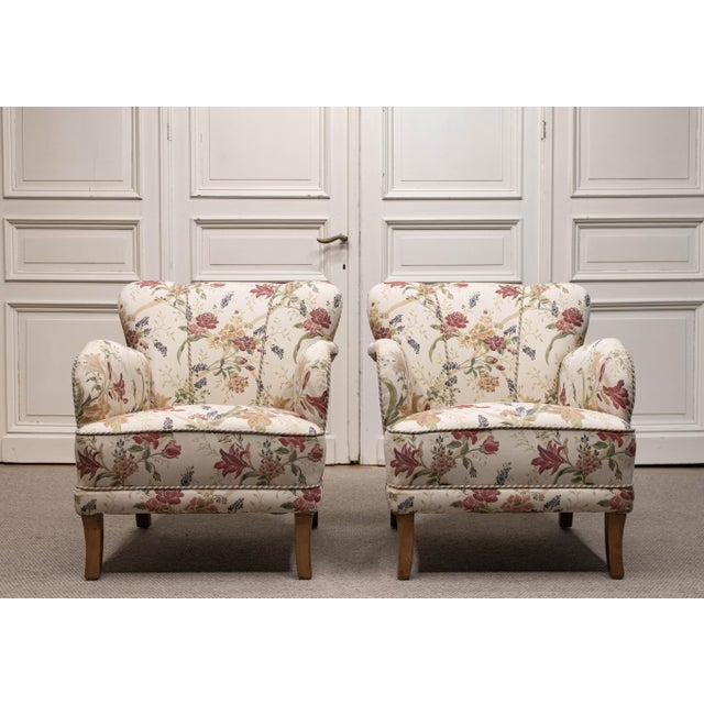 Art Nouveau Swedish Grace Lounge Chairs in Floral Jacquard, 1940s, Set of 2 For Sale - Image 15 of 16