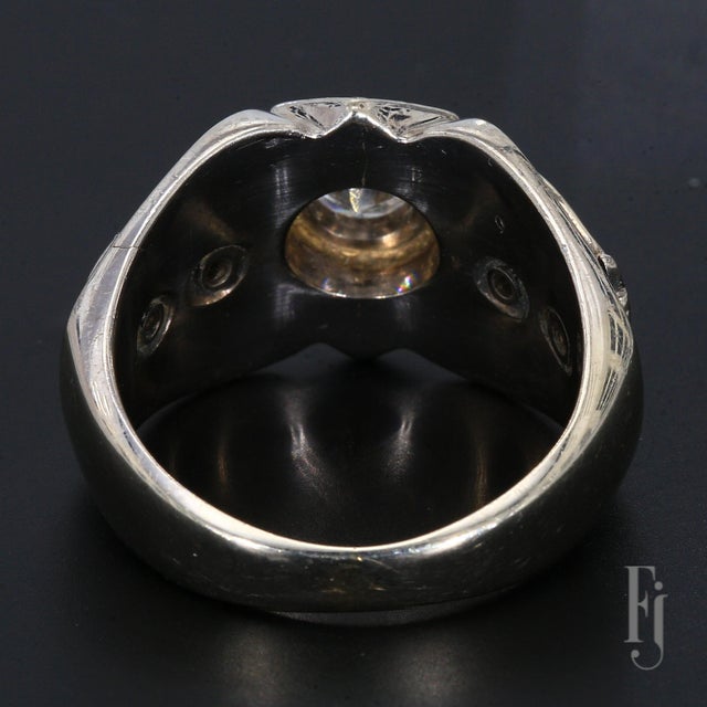 Mid-Century Modern Mid 20th Century 14k White Gold Masonic Men's Ring With a Cz Center Stone - Size 10.5 For Sale - Image 3 of 6