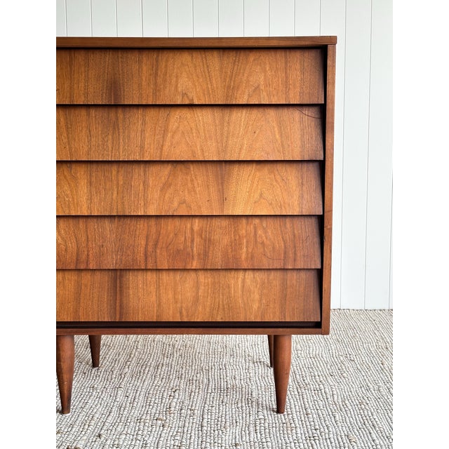 Mid 20th Century Vintage Mid Century Walnut Five-Drawer Dresser For Sale - Image 5 of 11