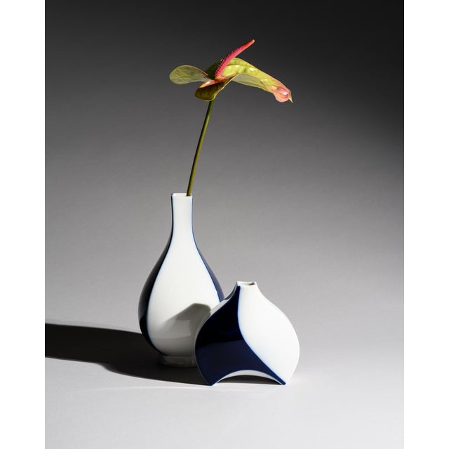 1960s Modernist Porcelain Vases by Trude Petri and Konrad Quillmann for KPM Berlin, 1960s, Set of 2 For Sale - Image 5 of 13