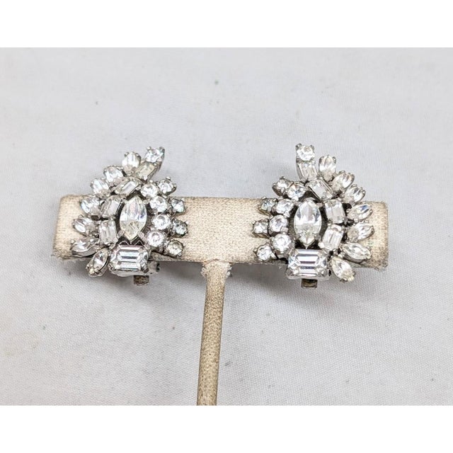 1950s Vintage Signed Mazer Brothers Rhodium Plated Clear Rhinestone Clip Earrings-2 Pieces For Sale - Image 5 of 7