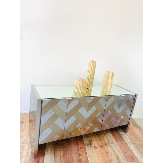 Vintage 1970s Ello Mirror & Brushed Metal Metal Mid Century Modern 5 Door Credenza Cabinet For Sale - Image 11 of 15