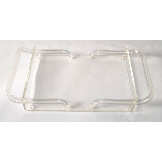 1970s Dorothy Thorpe Style Sculptural Rectangle Tubular Handle Clear Lucite Serving Tray For Sale - Image 12 of 12