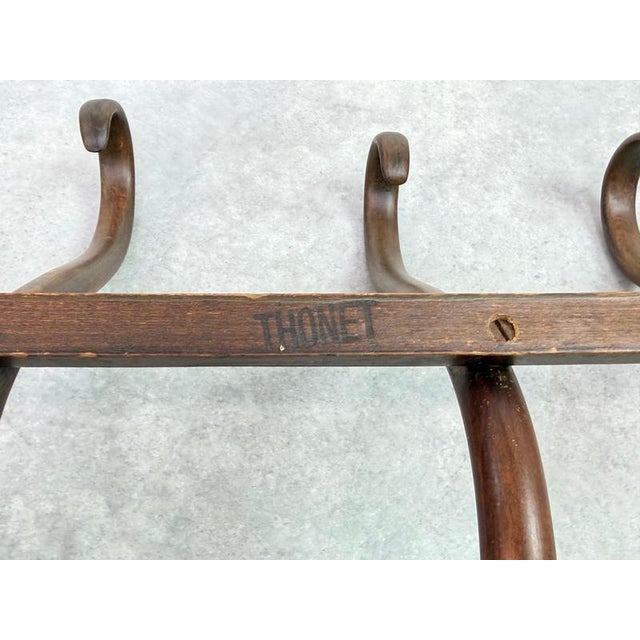 Antique Bentwood No. 1 Wall-Mounted Coat Rack from Gebrüder Thonet, 1890s For Sale - Image 9 of 11