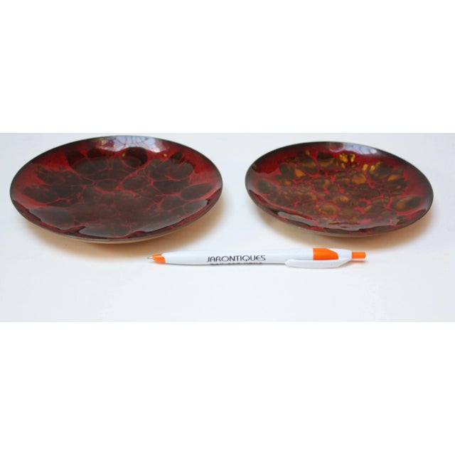 Win Ng Set of Two Enamel on Copper Red and Gold Decorative Plates by Win Ng For Sale - Image 4 of 12