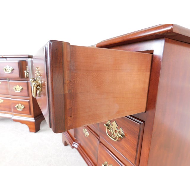 Superior Furniture Co. Goddard Block Front Style Nightstands - A Pair For Sale - Image 4 of 18
