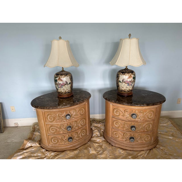 Late 20th Century Pair of Vintage Henredon Villandry Collection French Provincial Oval 3-Drawer Nightstands With Marble Tops For Sale - Image 5 of 15
