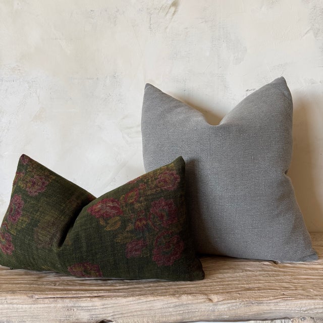 2020s Stone Washed Linen Pillow -Khaki For Sale - Image 5 of 5