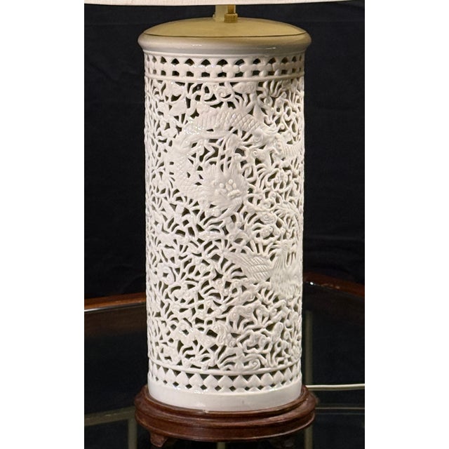 Chinoiserie Vintage Chinese Blanc De Chine Reticulated Porcelain Table Lamp With Dragon and Phoenix, 1970s For Sale - Image 3 of 8