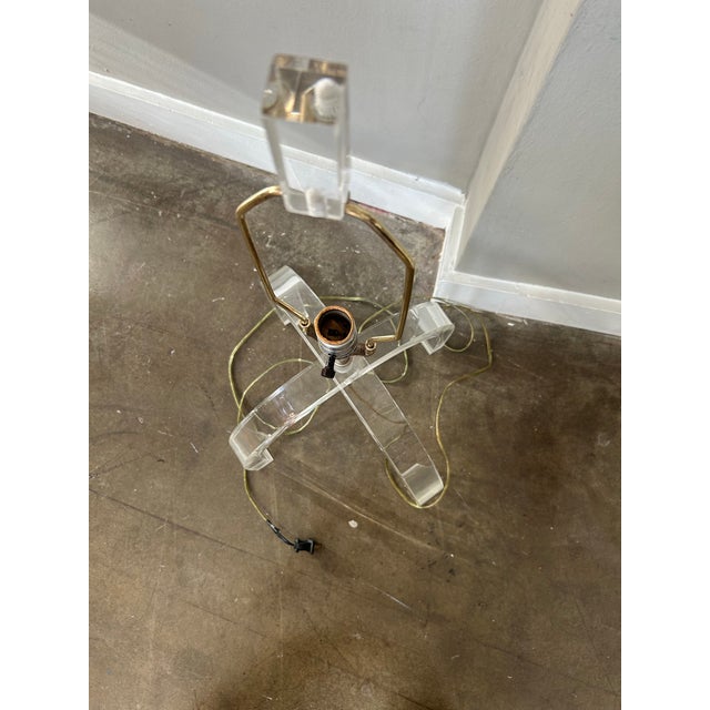 Vintage Lucite “X” Table Lamp For Sale - Image 9 of 12