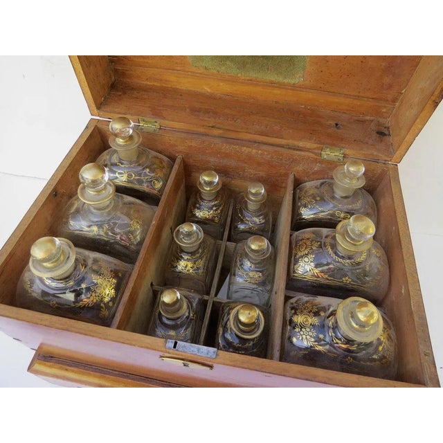 American Case Bottle Carrying Box fitted with Original Gilt Decorated Bottles For Sale - Image 3 of 9