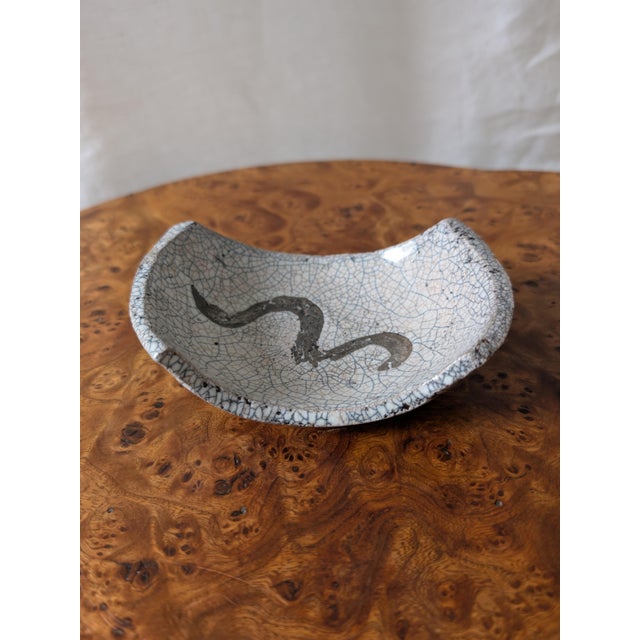 Vintage Japandi Monochrome Raku Ceramic Trinket Dish, 1980s For Sale - Image 6 of 11