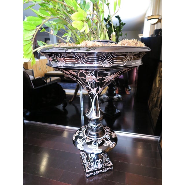 Mid-Century Modern Black Lacquer With Intricate Mother-Of-Pearl Inlays Planter For Sale - Image 3 of 10