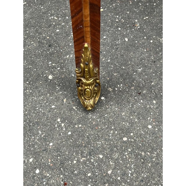 1920s Pair of French Louis XV Style Rosewood Nightstands For Sale - Image 11 of 13