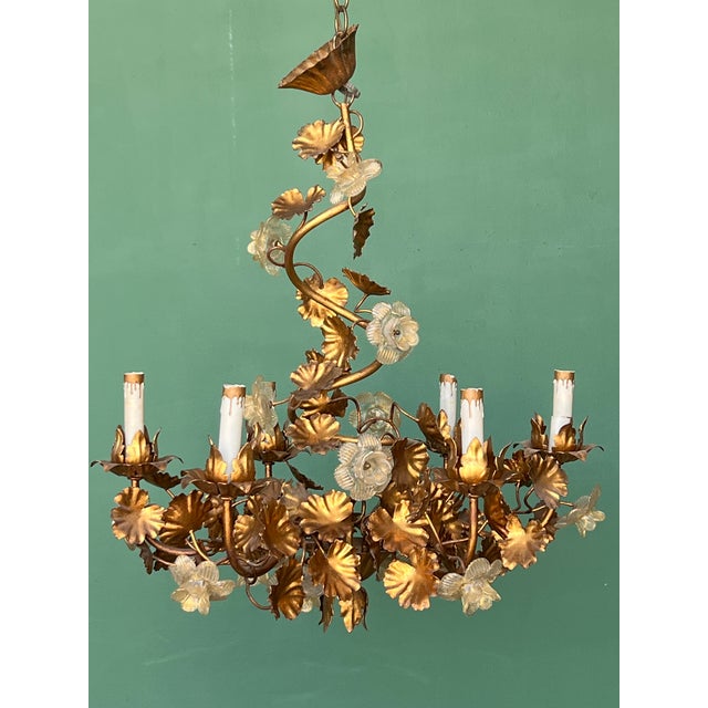1960s Hollywood Regency Gilt Metal and Glass Roses Chandelier, Italy For Sale - Image 9 of 18