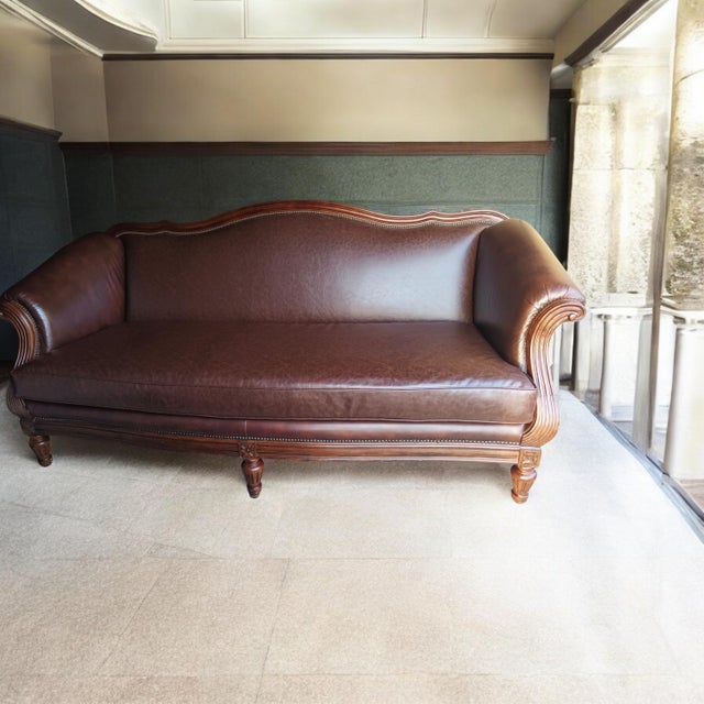 2010s Experience Timeless Elegance With the Thomasville Sophia Leather Sofa For Sale - Image 5 of 12