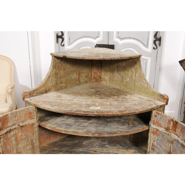 Wood 18th Century Gustavian Period Swedish Painted Corner Buffet with Reeded Doors For Sale - Image 7 of 12