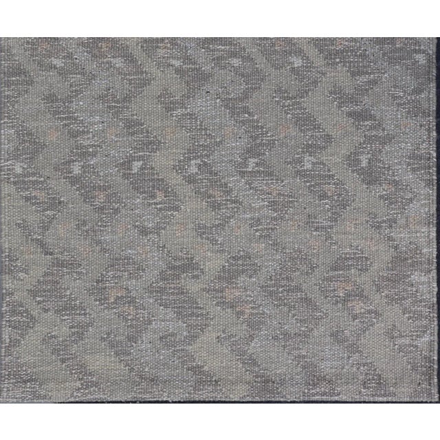 Textile Geometric Scandinavian Flat-Weave Rug in Gray by Keivan Woven Arts 3'2 X 4'10 For Sale - Image 7 of 9