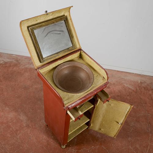 Cream Washbasin Dressing Table in Metal For Sale - Image 8 of 18