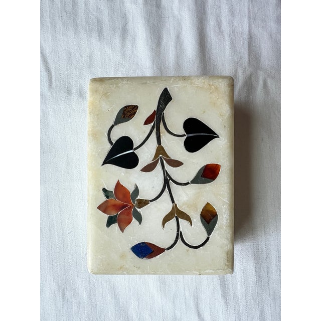 Vintage alabaster inlay jewelry box, hand crafted in India using the Pietra Dura technique. Has colorful orange and blue...