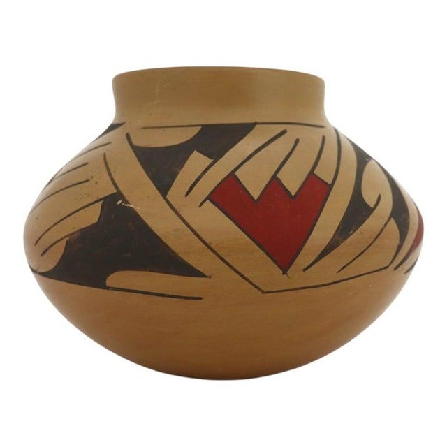 1970s Vintage Mexican Mata Ortiz Pottery Jar Signed by Rafael Silveira C1970 For Sale - Image 5 of 9