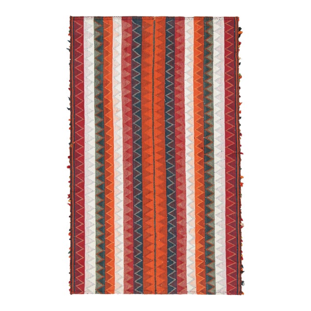 Vintage Jajim Qashqai Persian Kilim in Vibrant Polychromatic Tones - Rug & Kilim For Sale