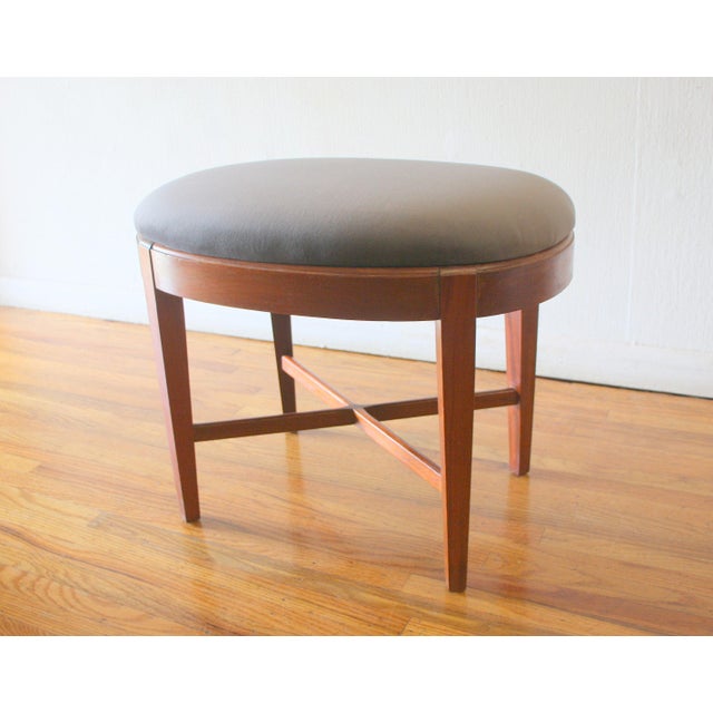 Mid-Century Modern Mid Century Modern Elephant Gray Velvet Ottoman For Sale - Image 3 of 3