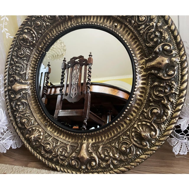 1970s French-Style Round Mirror with Brass Frame, 1970s For Sale - Image 5 of 18