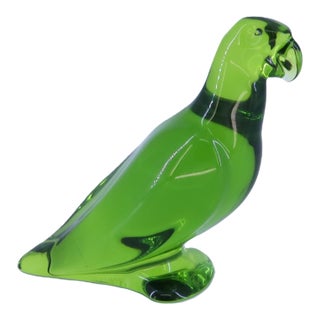 1980s Baccarat Emeral Green Crystal Parrot Figurine For Sale