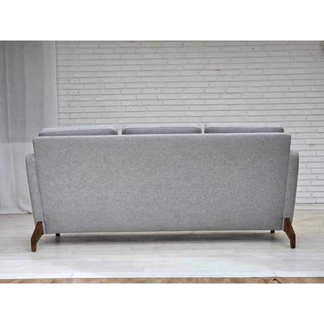 1960s Danish Model 490 3-Seater Sofa from Arne Hovmand-Olsen, 1960s For Sale - Image 5 of 18