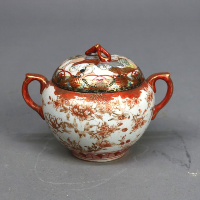 Late 19th Century Circa 1890 Japanese Kutani Porcelain With Figures- 16 Pieces For Sale - Image 5 of 12